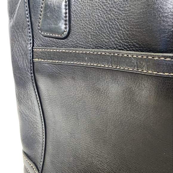 Levenger Black Pebble Leather Briefcase Computer Bag with Shoulder Straps - Picture 6 of 13